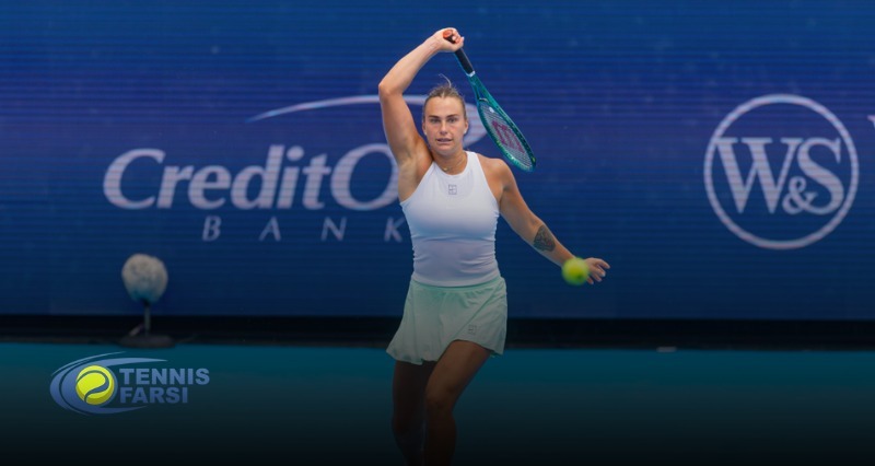 اجرای ضربه فورهند آریانا سابالنکا در مسابقات WTA 2025